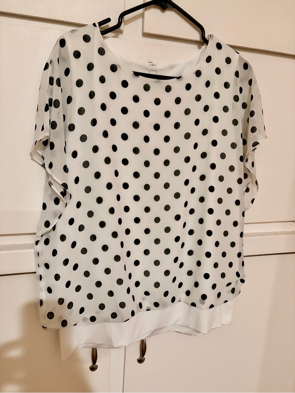 Polka Dot Short Sleeve Blouse in White and Black